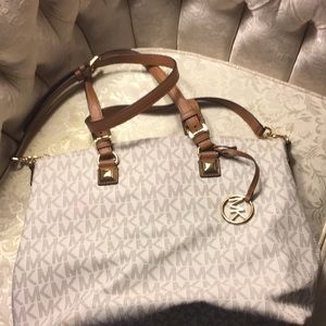 Michael Kor big handbag